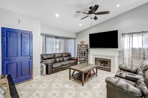 2626 Needles Ct, Perris CA  92571-2502 exterior