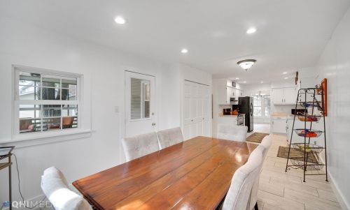 4102 Bloomingdale Ave, Valpo IN  46383-1914 exterior