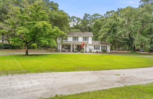 610 Ashdale Dr, Beaufort, SC 29907-2509