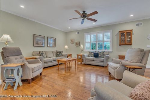 209 St, Brielle NJ exterior