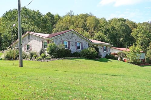 207 Bortz Rd, Saltsburg PA  15681-3429 exterior