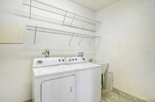 2015 Burroughs St, San Diego CA  92111-6643 exterior