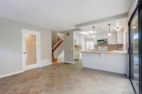 3577 Durham Cir, Oceanside CA  92056-4903 exterior