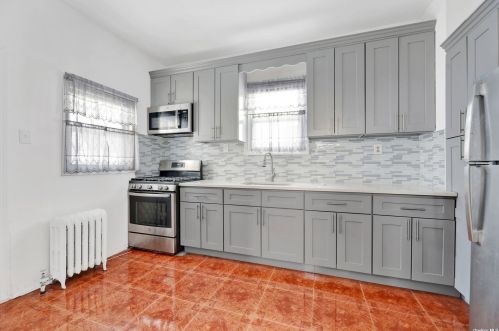 104-59 121st St, Jamaica, NY 11419-3238