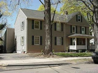 36 Davis St, Danbury, CT 06810-5439
