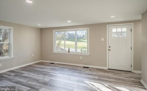 160 Metka Rd, Collegeville PA  19473-1632 exterior