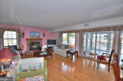 78 Moorage Ave, Berkeley Township NJ 08721-1836 exterior