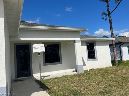 3002 47th St, Lehigh Acres, FL 33971-5862