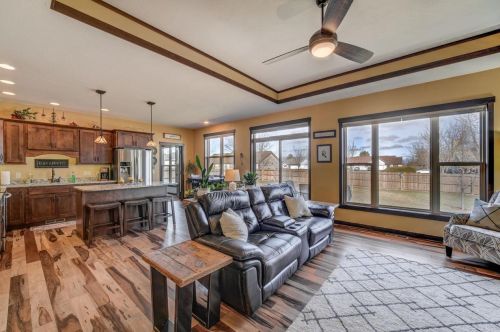 1925 7th St, New Johannesburg, WI 54017-6346