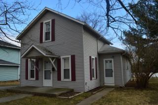 704 High St, Hicksville, OH 43526-1225