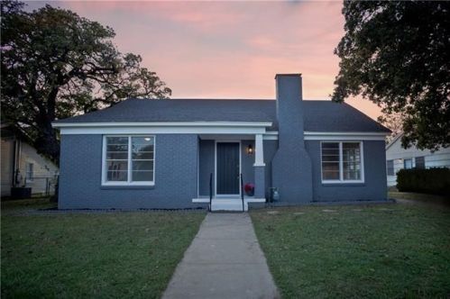 1607 9th St, Brownwood, TX 76801-4712
