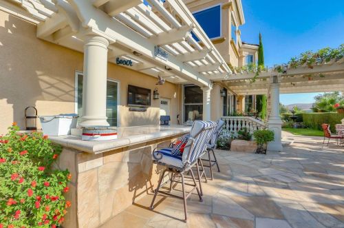 5902 Country Clb Pkwy, San Jose CA  95138-2301 exterior