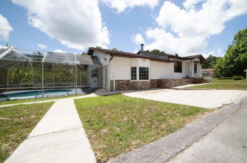 1501 Clearview Ave, Deland, FL 32724-2417