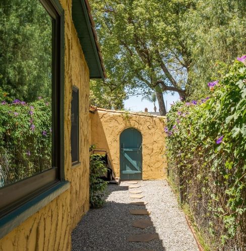 640 Pennsylvania Ave, Glendora CA  91740-4324 exterior