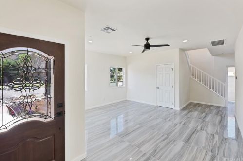 9561 Ramona St, Bellflower CA  90706-6539 exterior