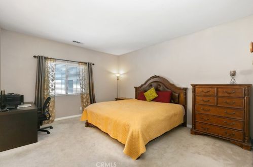 1585 Katella Ave, Anaheim CA 92802-2716 exterior