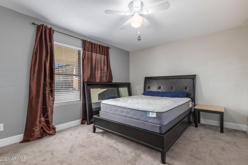 6441 Golden Ln, Glendale AZ  85302-4440 exterior