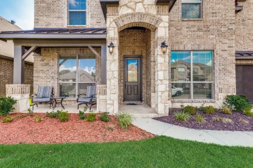8724 Grassy Hill Ln, Fort Worth, TX 76123-6018