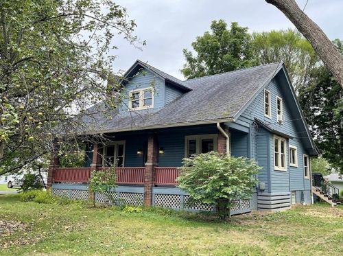 904 Mission Rd, Latrobe, PA 15650-2809