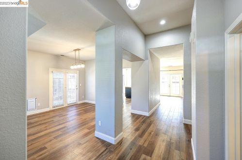 1579 Jasmine Cir, Oakley CA  94561-2652 exterior