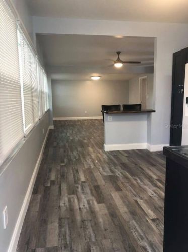 7498 Meadowlawn Dr, Saint Petersburg, FL 33702-5026