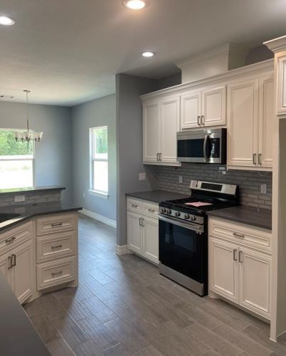 2244 Ridgewood Dr, West Columbia, TX 77486-9639