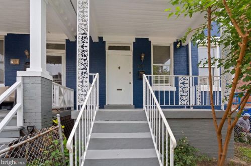 606 Lamont St, Washington, DC 20010-2519
