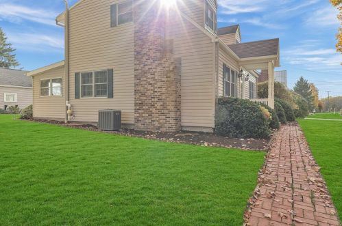 124 Clearview St, Beaver Falls, PA 15010-1224