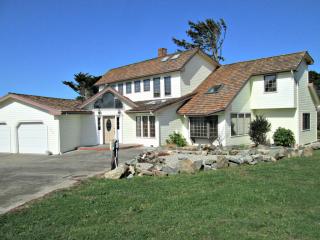 890 Harrison Ave, Bandon, OR 97411-9050