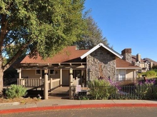 17165 Creekside Cir, Morgan Hill CA  95037-4647 exterior