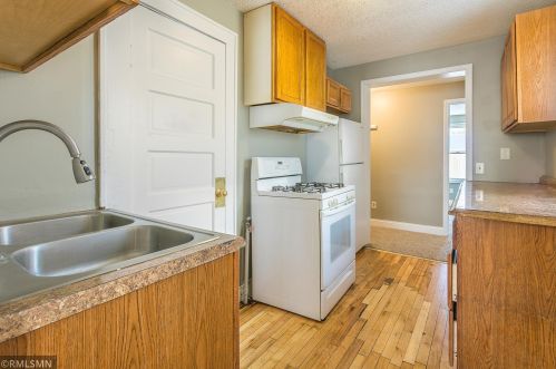 3230 Washburn Ave, Minneapolis MN 55423-1929 exterior