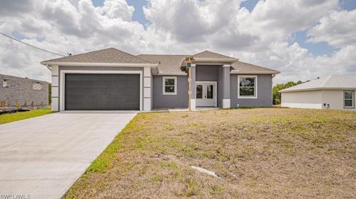 3235 Ruth Ln, Lehigh Acres, FL 33976-4623