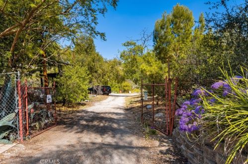 19102 Smiley Dr, Orange, CA 92869-4159
