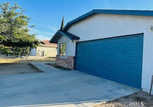 13488 2nd Ave, Victorville, CA 92395-5242