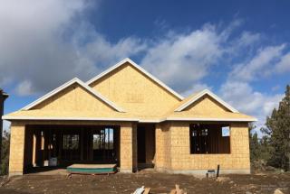 20674 Comet Ct, Bend, OR 97701-3403