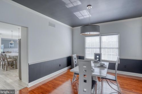 411 Mannering Dr, Dover DE  19901-5409 exterior