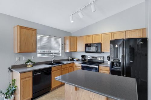 15559 Mauna Loa Ln, Sun City AZ  85379-5141 exterior