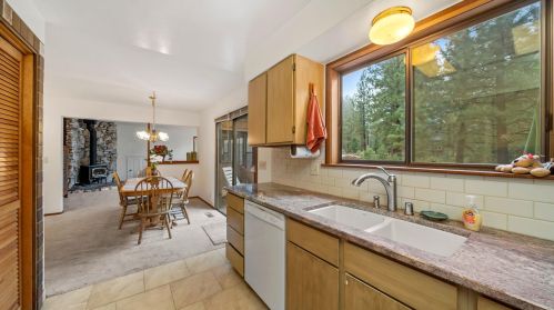 14889 Cavalier Rise, Truckee CA exterior