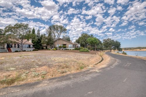 6541 Chesbro Cir, Rancho Murieta CA  95683-9235 exterior