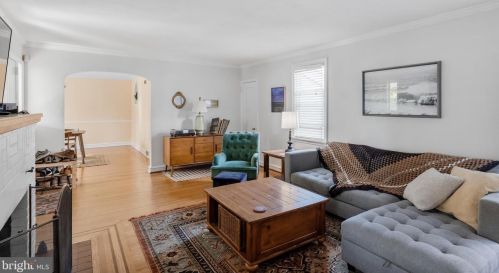 315 Maple Ave, Camden NJ  08109-2698 exterior