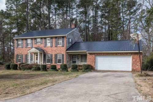 203 Lumpkin Blvd, Louisburg, NC 27549-2140