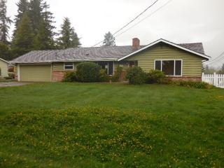 3850 Lowell St, Silverdale, WA 98383-9133