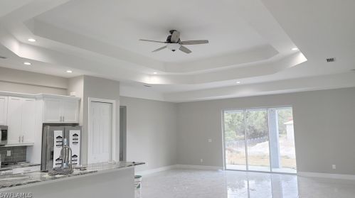 2811 45th St, Lehigh Acres, FL 33976-4718