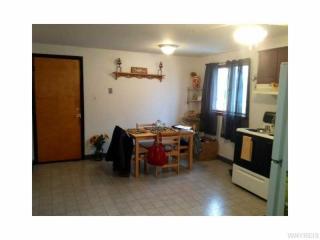 47 Tussing Ln, Tonawanda NY  14150-5333 exterior