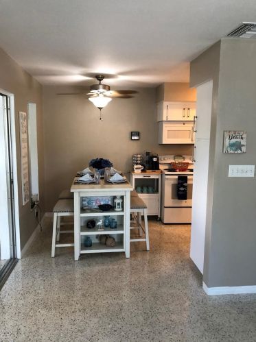 18316 Gulf Blvd, Saint Petersburg FL  33708-1047 exterior