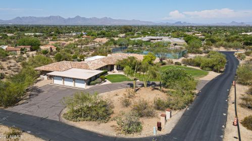 6220 Cholla Dr, Scottsdale AZ 85253-3170 exterior
