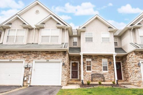 232 Maple Ct, Alburtis, PA 18011-9596
