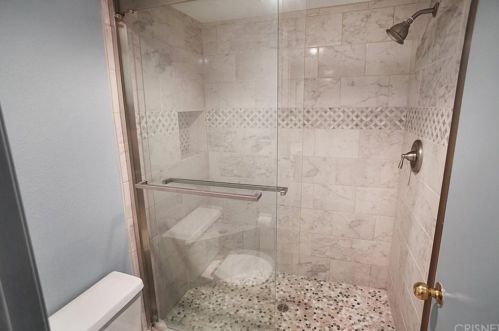 22924 White Pine Pl, Santa Clarita CA  91390-4120 exterior