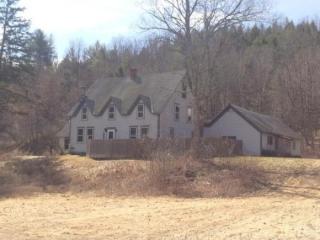11 Kenyon Rd, Bradford, VT 05033-7504