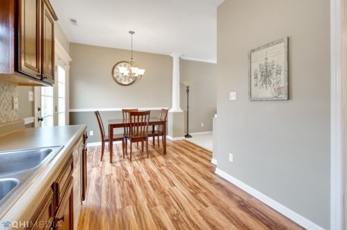 11818 Broadway, Crown Point IN  46307-8877 exterior